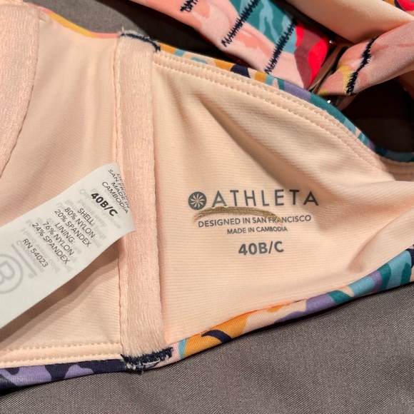 NWOT Athleta Maldives Printed Bikini Top in Bora Bora Multicolor Sz 40 B/C - Picture 9 of 12